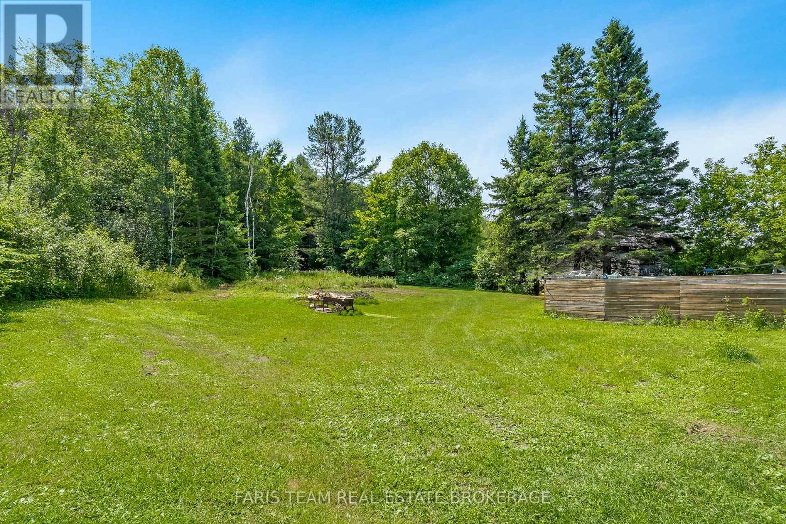 Photo 9 of 136 Poyntz Street, Penetanguishene ON