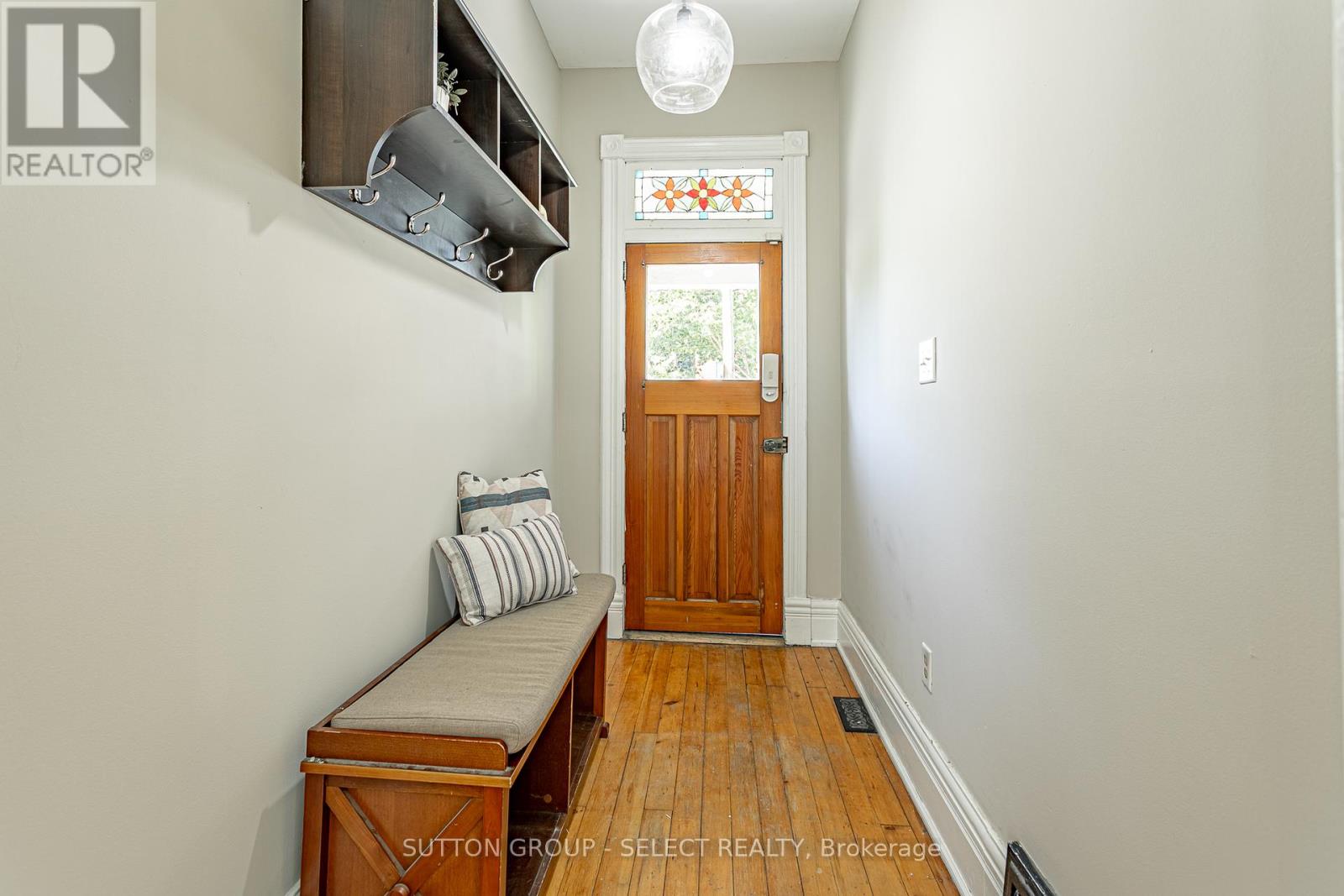 Photo 4 of 716 William Street, London East ON