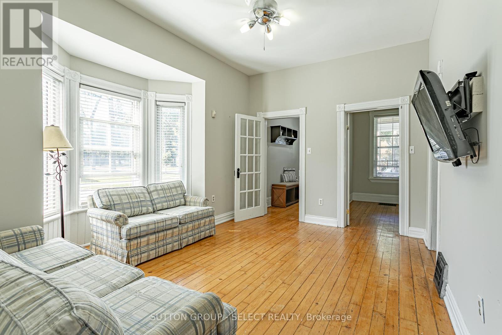 Photo 22 of 716 William Street, London East ON
