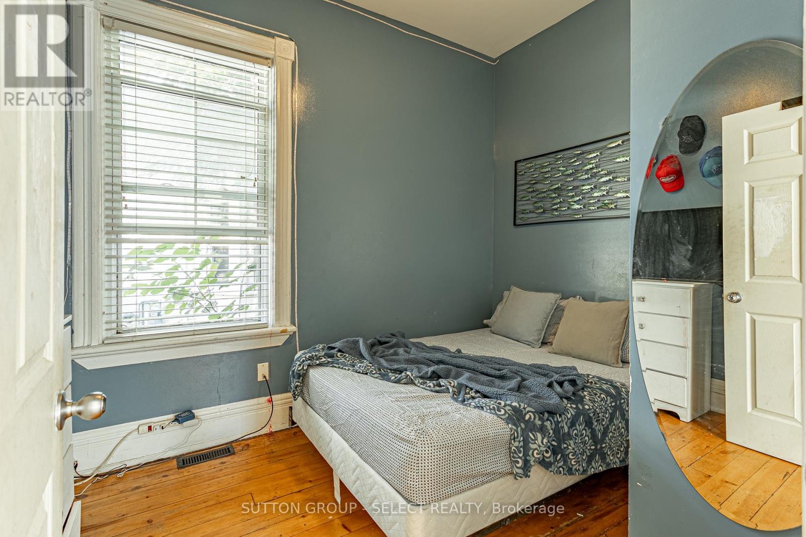 Photo 7 of 716 William Street, London East ON