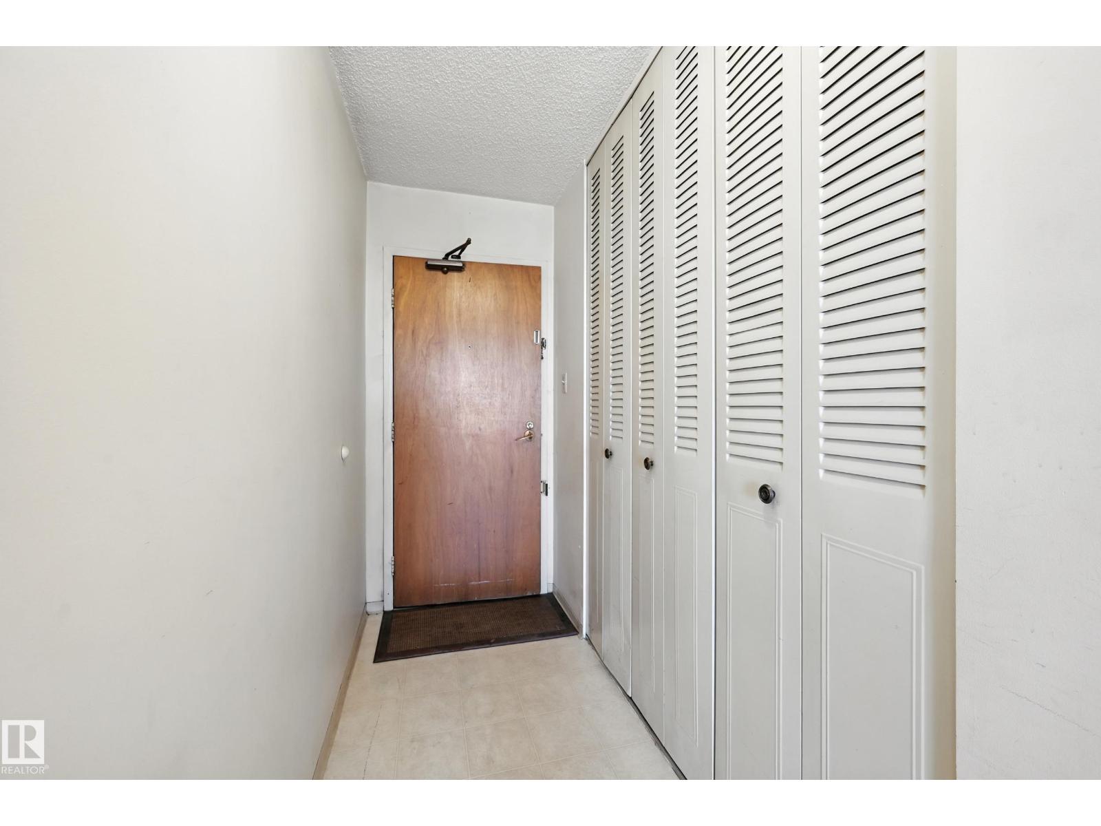 Photo 39 of 1502 12121 Jasper Av Nw, Edmonton AB