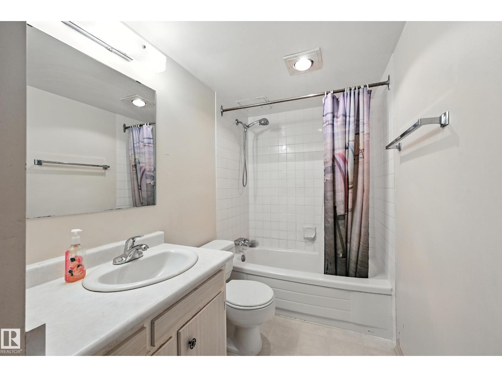 Photo 8 of 1502 12121 Jasper Av Nw, Edmonton AB