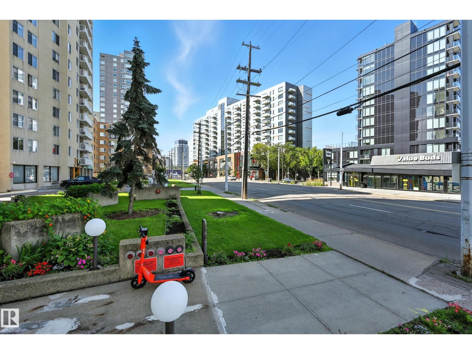 Photo 23 of 1502 12121 Jasper Av Nw, Edmonton AB