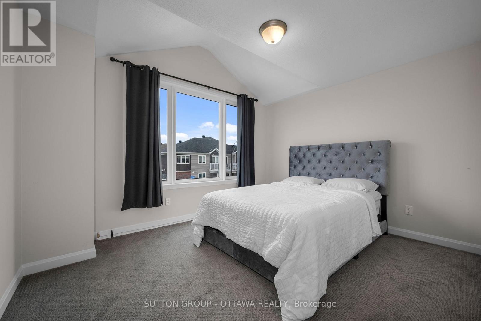 Photo 11 of 179 Point Prim Crescent, Ottawa ON