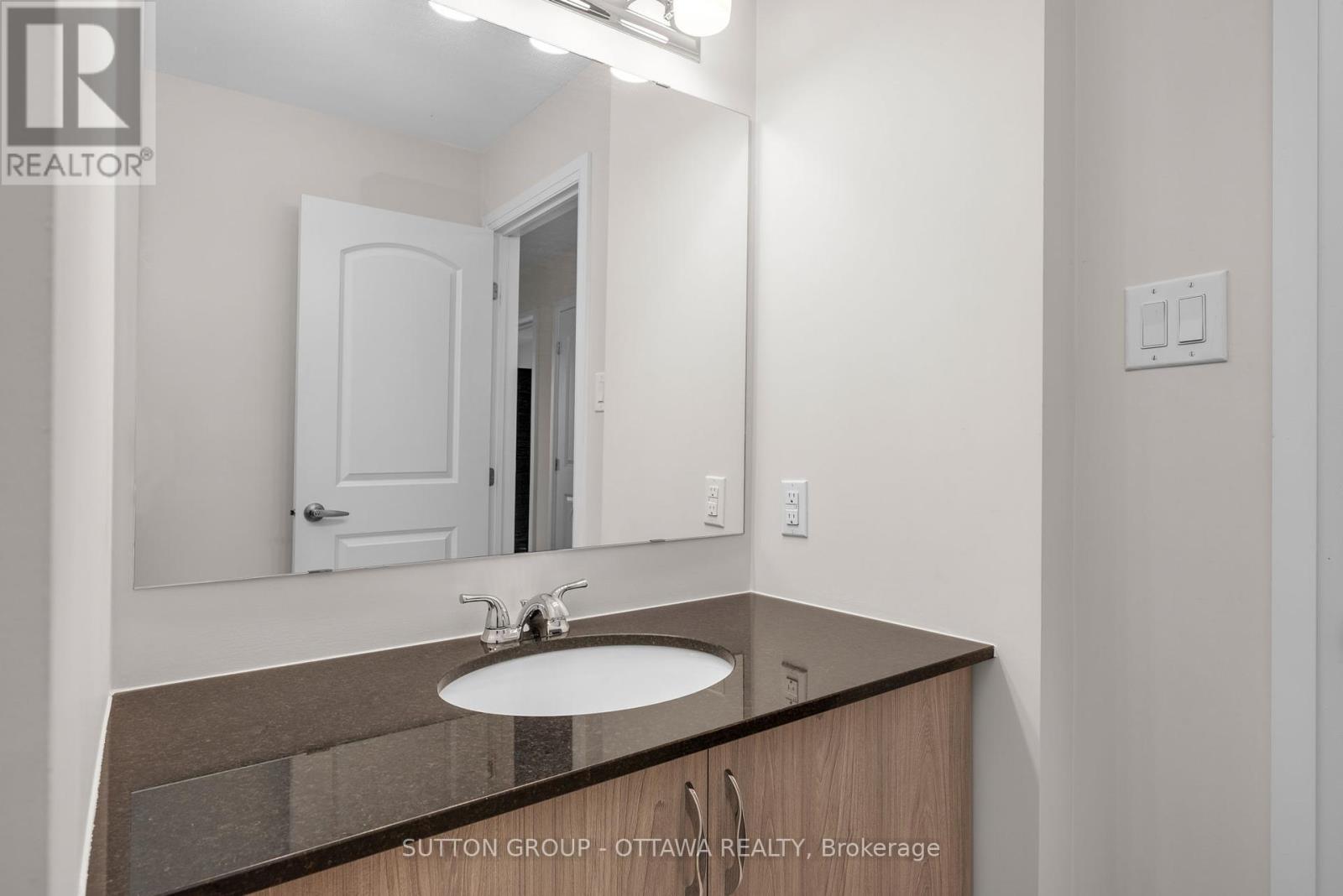 Photo 36 of 179 Point Prim Crescent, Ottawa ON