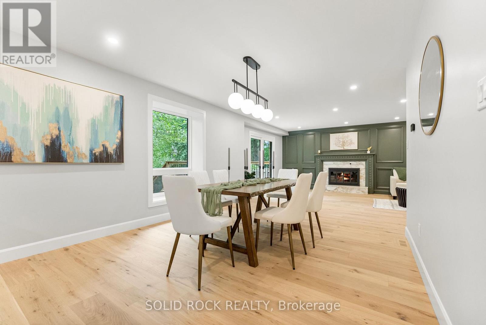 Photo 11 of 210 Carleton Avenue, Ottawa ON