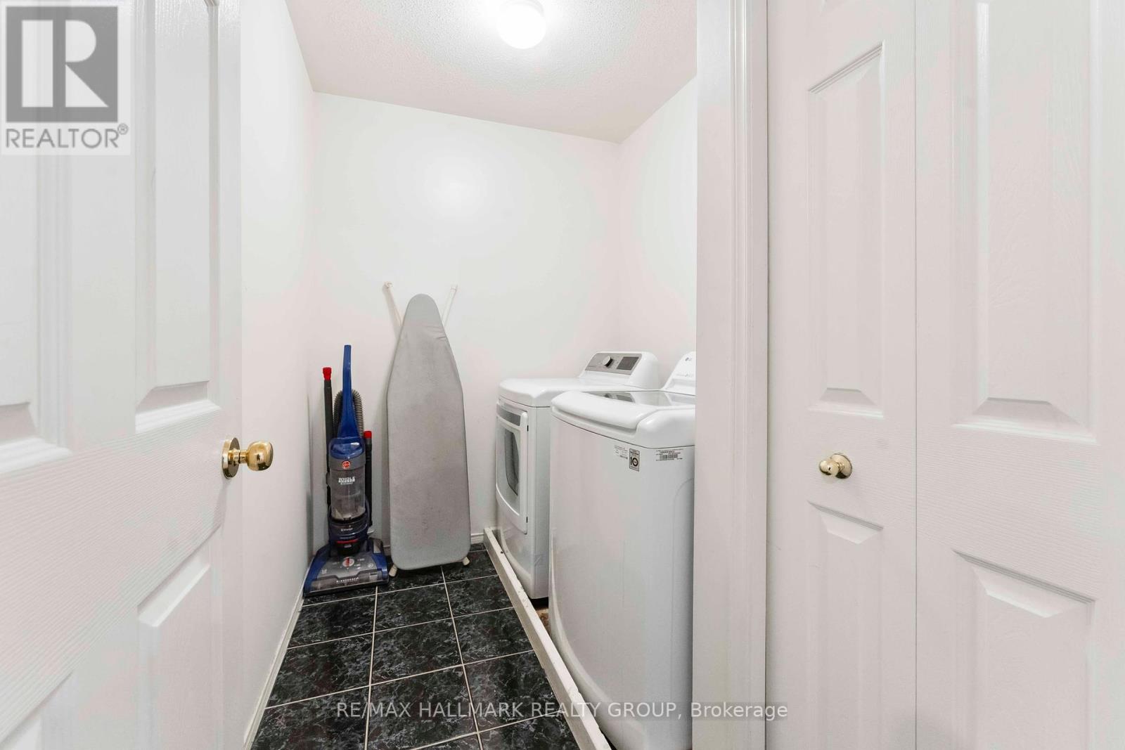 Photo 1 of 551 Chardonnay Drive, Ottawa ON
