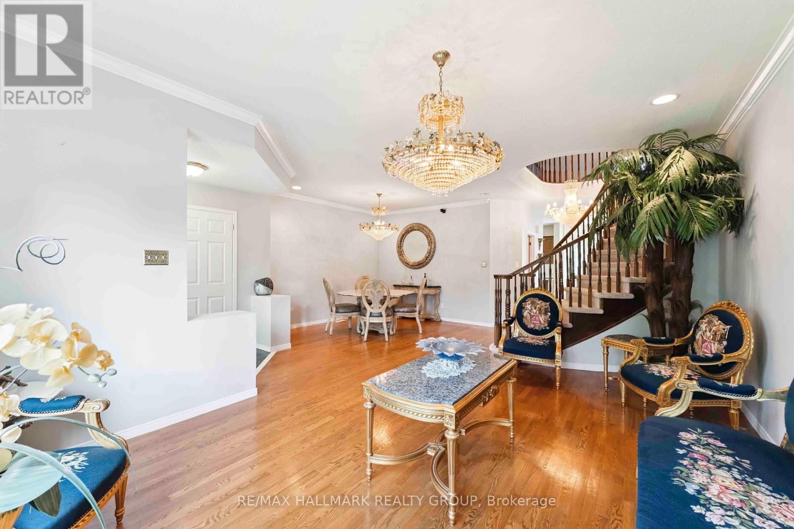 Photo 8 of 551 Chardonnay Drive, Ottawa ON