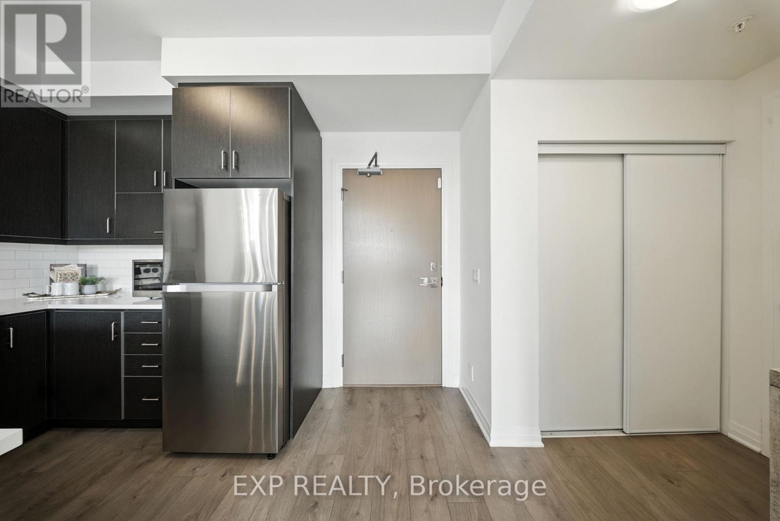 Photo 29 of 210 1105 Leger Way, Milton ON