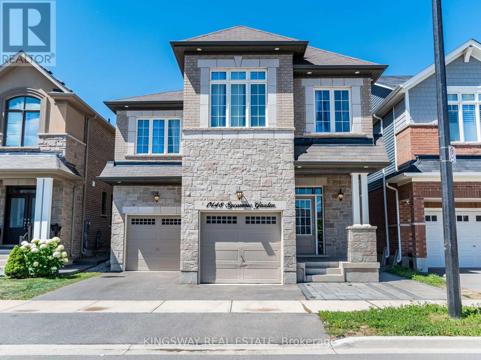 Photo 32 of 1448 Sycamore Garden, Milton ON