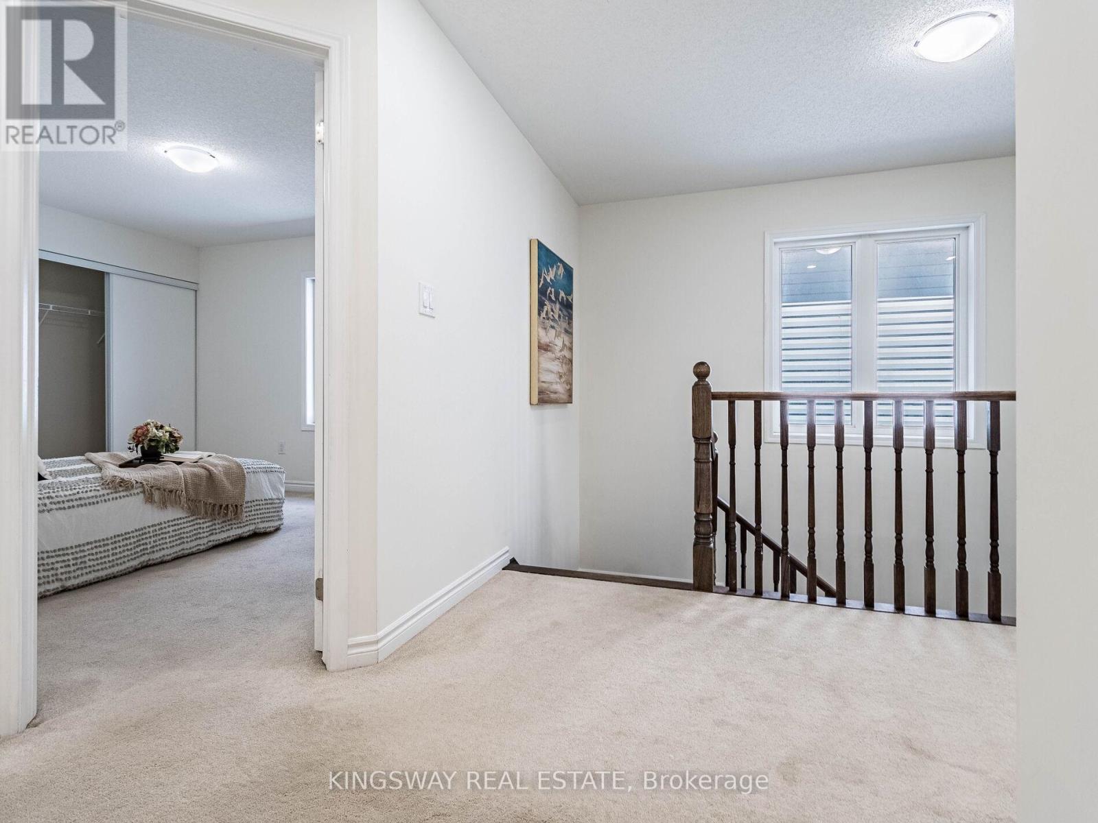 Photo 29 of 1448 Sycamore Garden, Milton ON