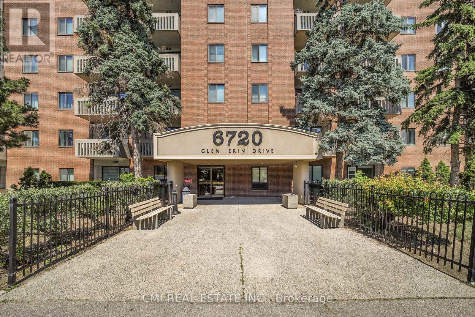 Photo 26 of 302 6720 Glen Erin Drive, Mississauga ON