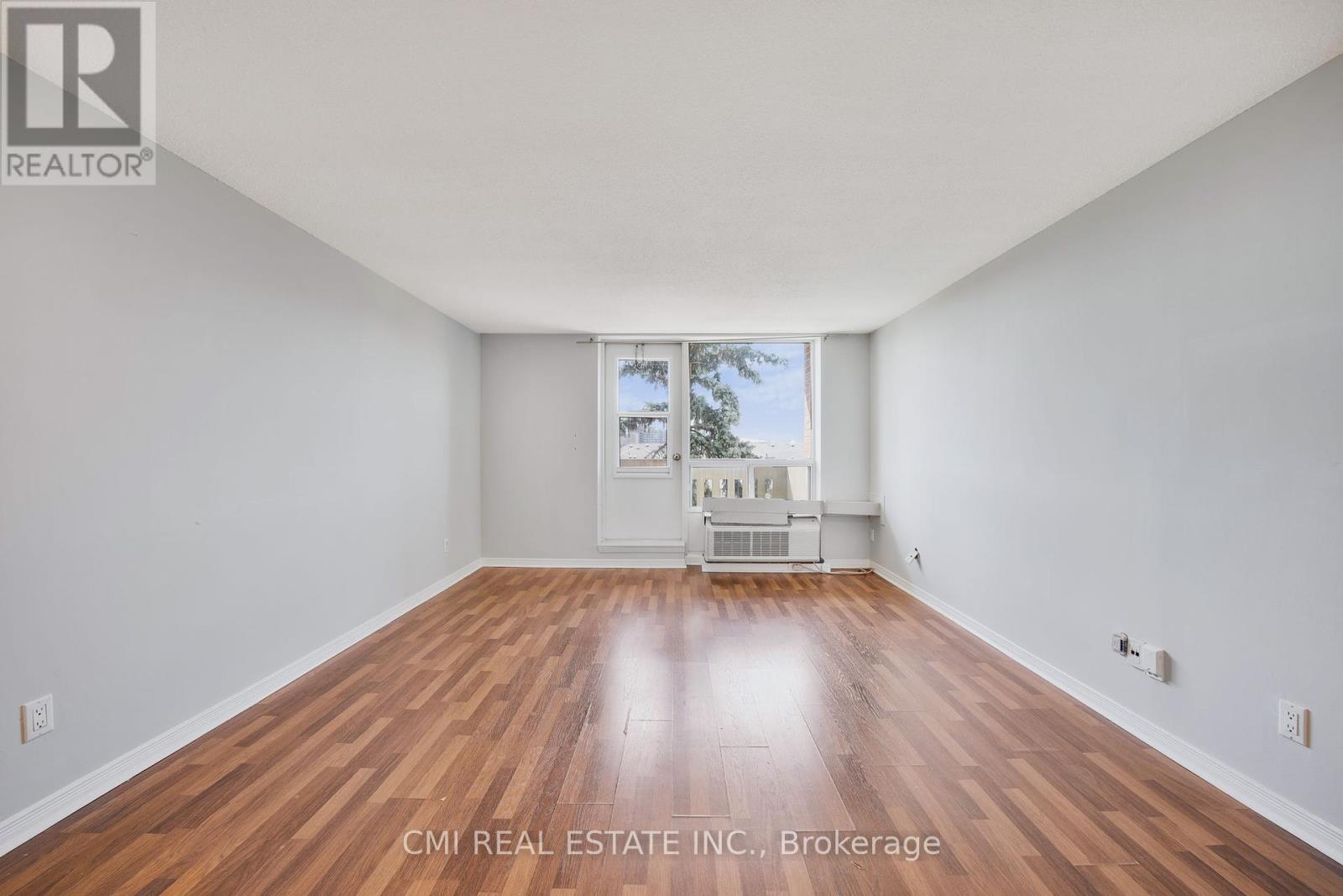 Photo 25 of 302 6720 Glen Erin Drive, Mississauga ON