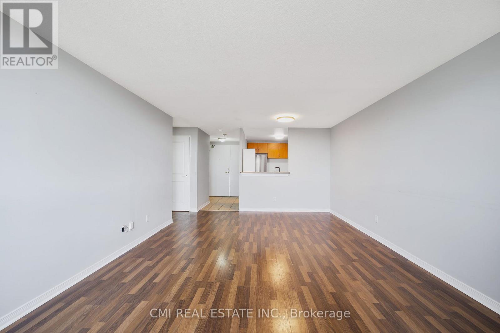 Photo 24 of 302 6720 Glen Erin Drive, Mississauga ON
