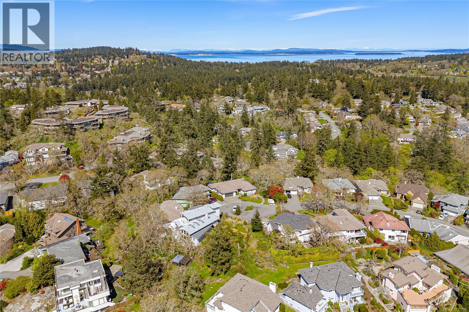 Photo 25 of 4280 Westervelt Pl, Saanich BC