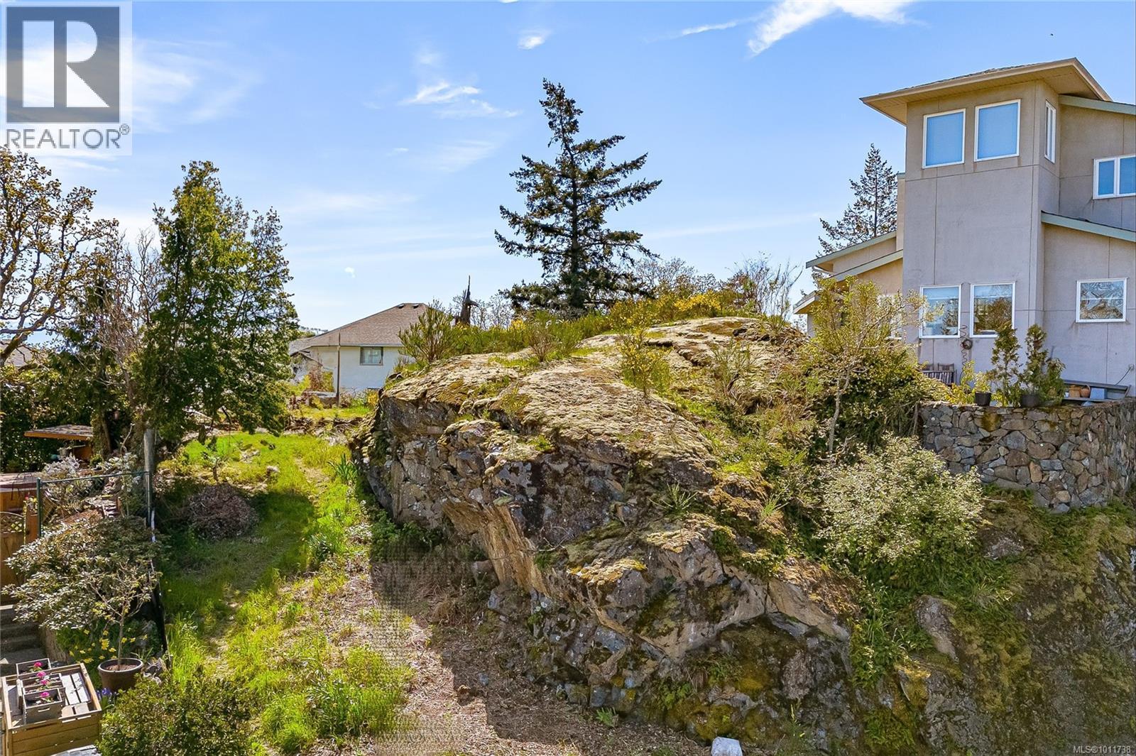 Photo 22 of 4280 Westervelt Pl, Saanich BC