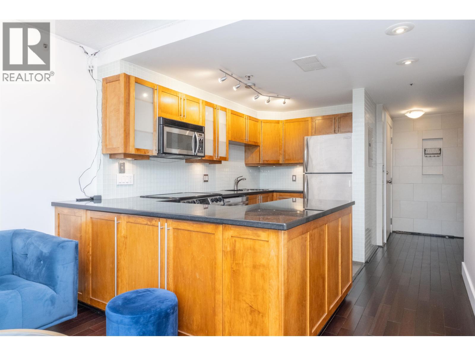 Photo 2 of 801 930 Cambie Street, Vancouver BC