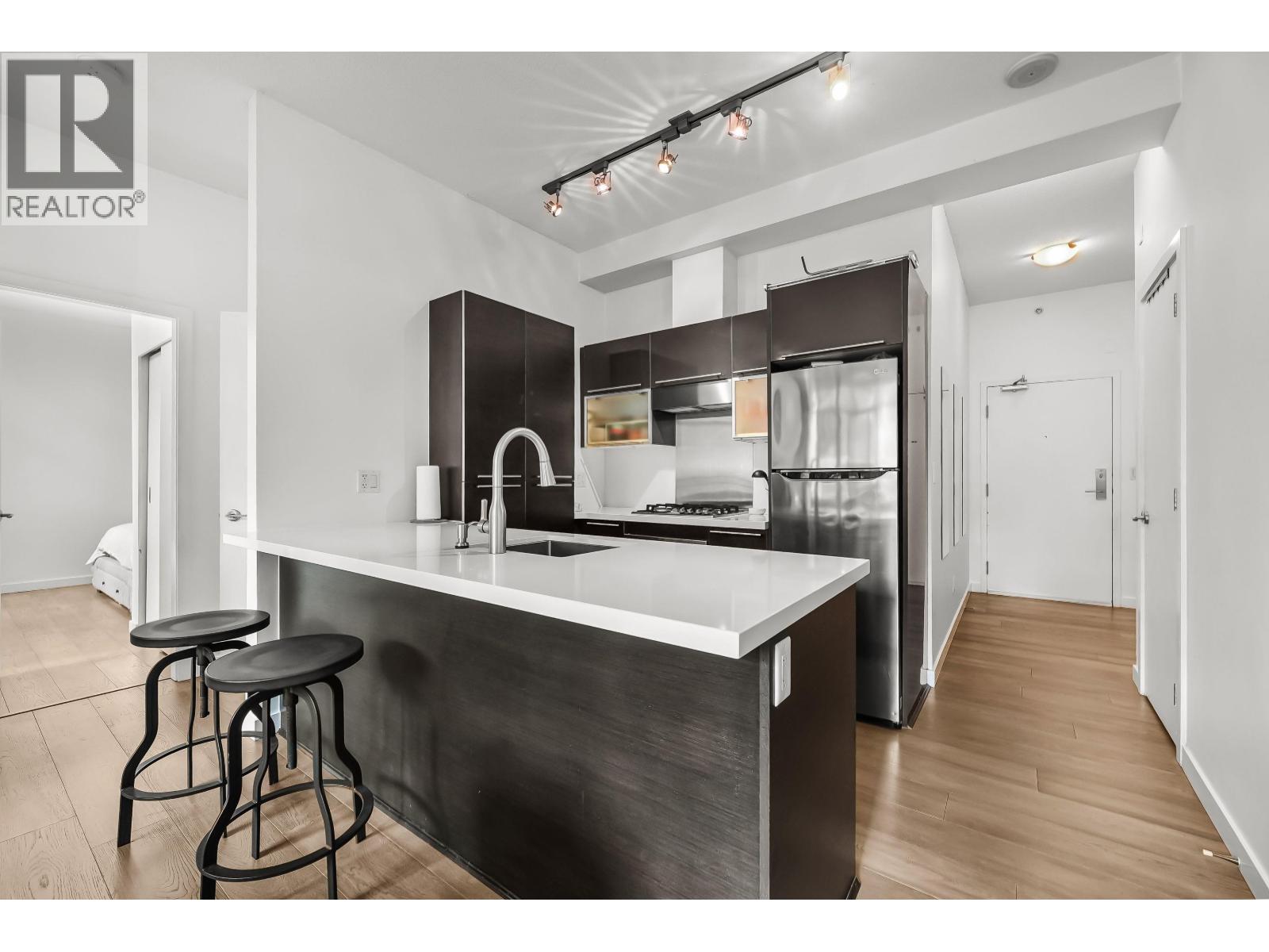 Photo 9 of 204 1252 Hornby Street, Vancouver BC