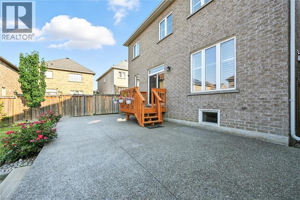 Photo 39 of 167 Alessio Drive, Hamilton ON