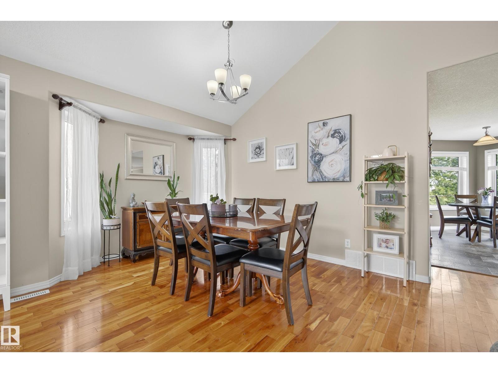 Photo 11 of 394 Hollick Kenyon Rd Nw, Edmonton AB