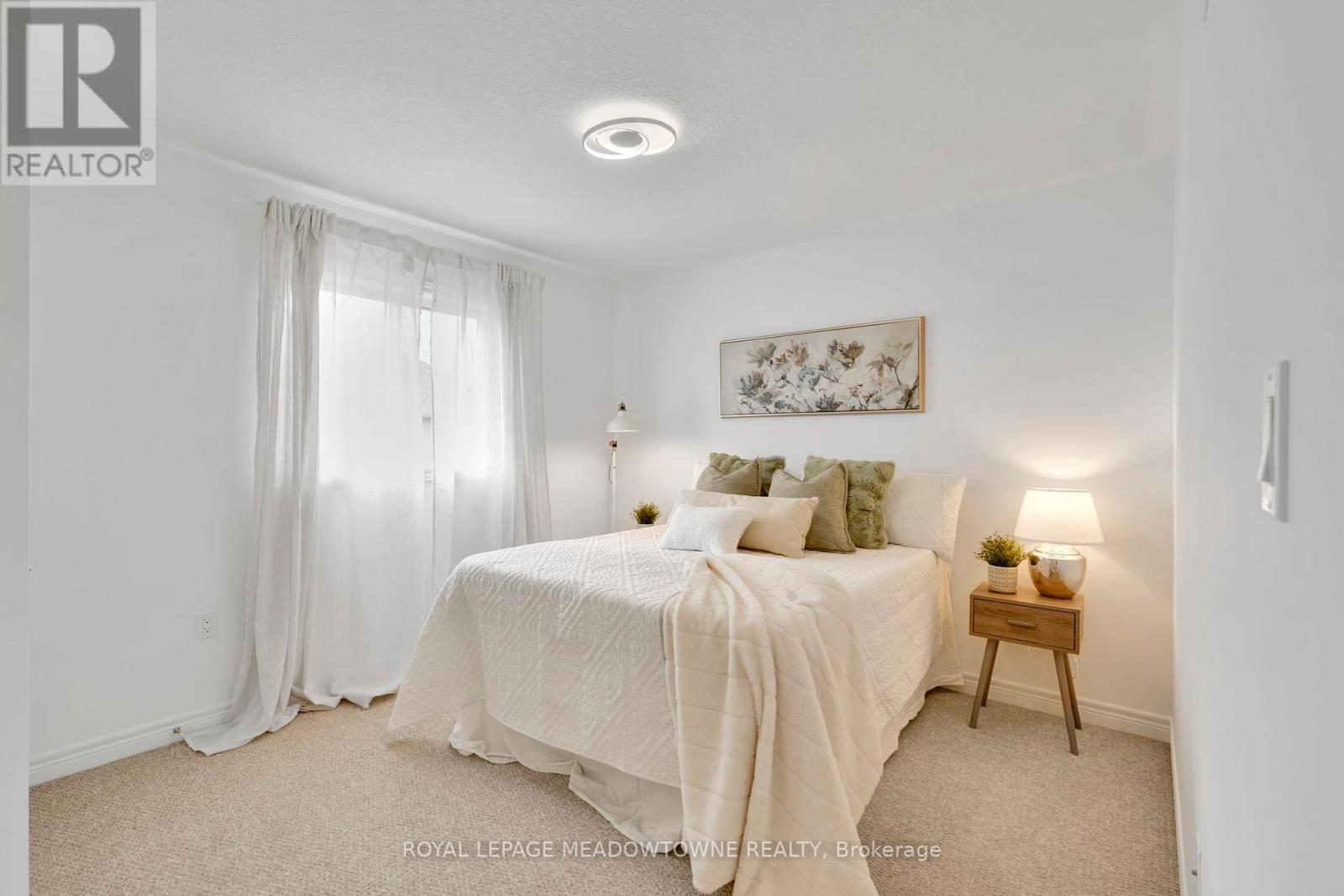 Photo 28 of 266 Dalgleish Trail, Hamilton ON