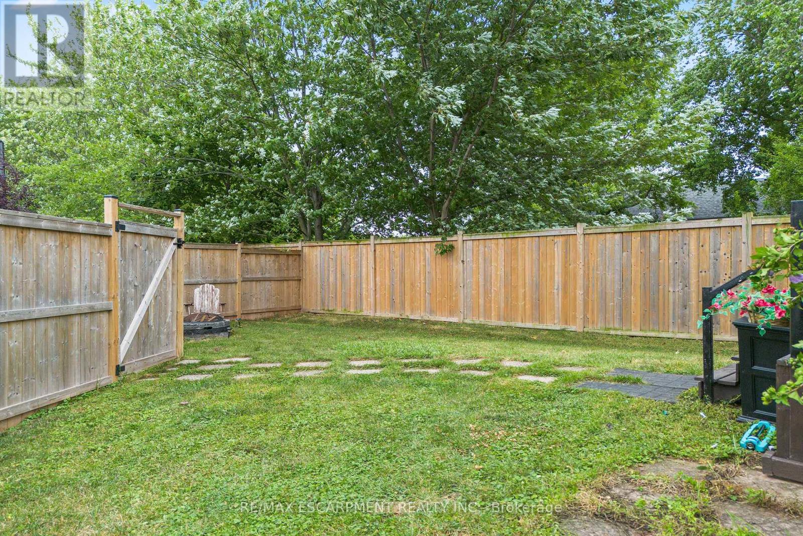 Photo 28 of 1 4297 East Avenue, Lincoln ON