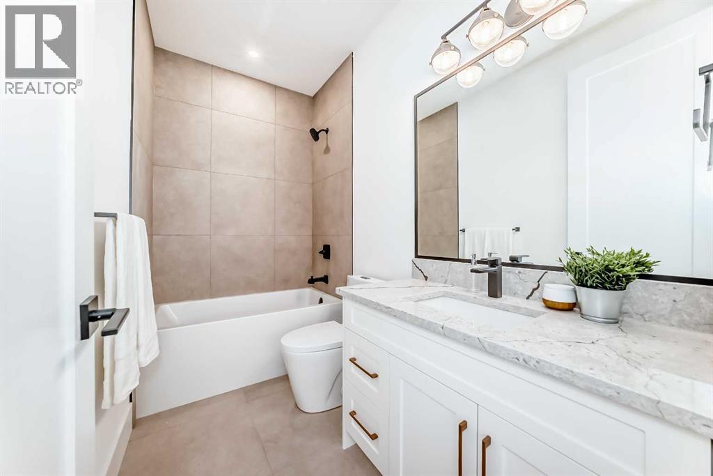 Single Family House for Sale in   Avenue SW North Glenmore Park Calgary 