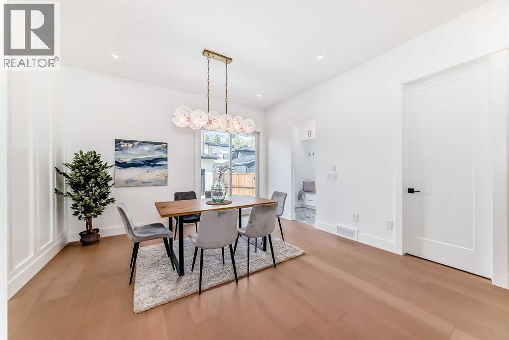 Single Family House for Sale in   Avenue SW North Glenmore Park Calgary 