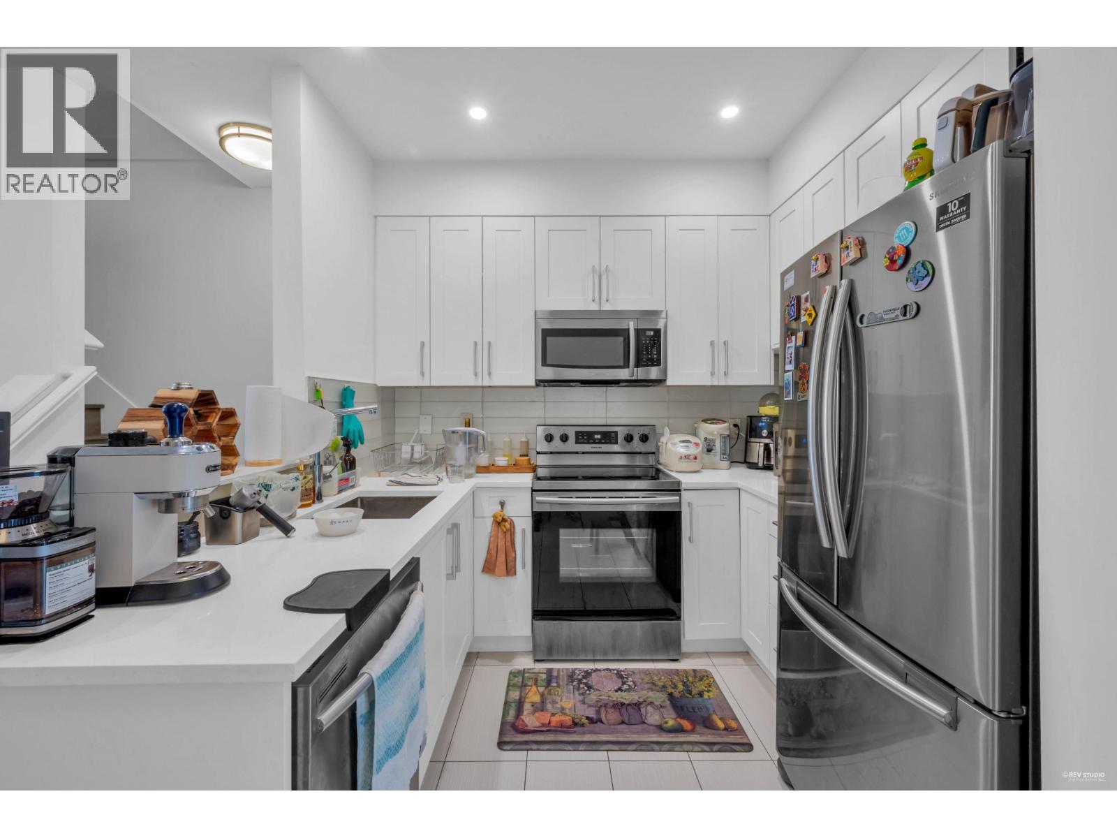 Photo 9 of 302 218 Carnarvon Street, New Westminster BC