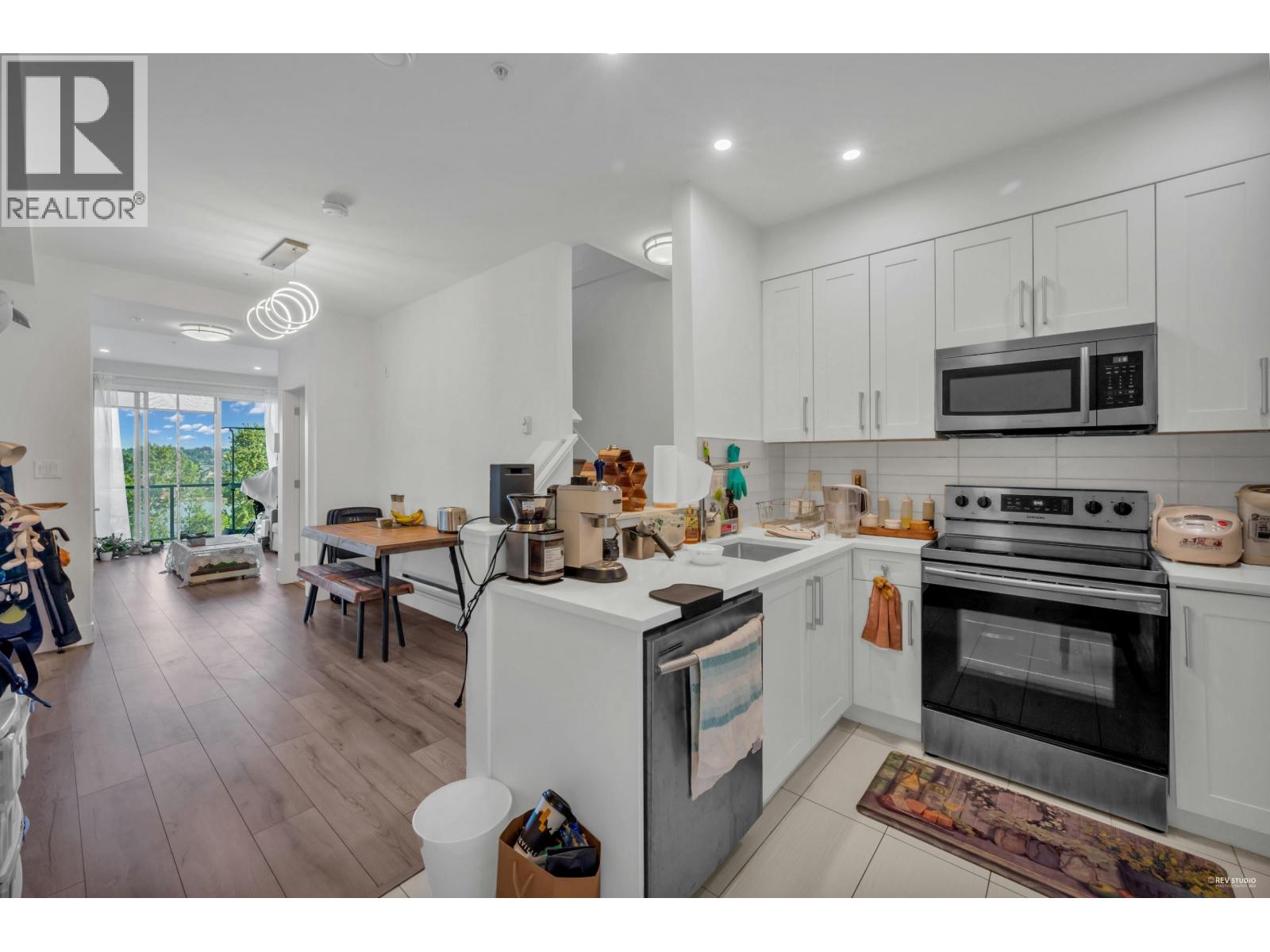Photo 8 of 302 218 Carnarvon Street, New Westminster BC
