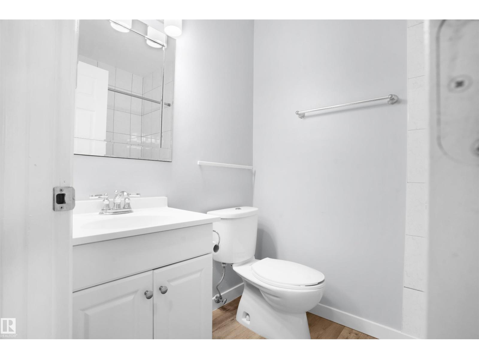 Photo 17 of 1147 62 St Nw, Edmonton AB