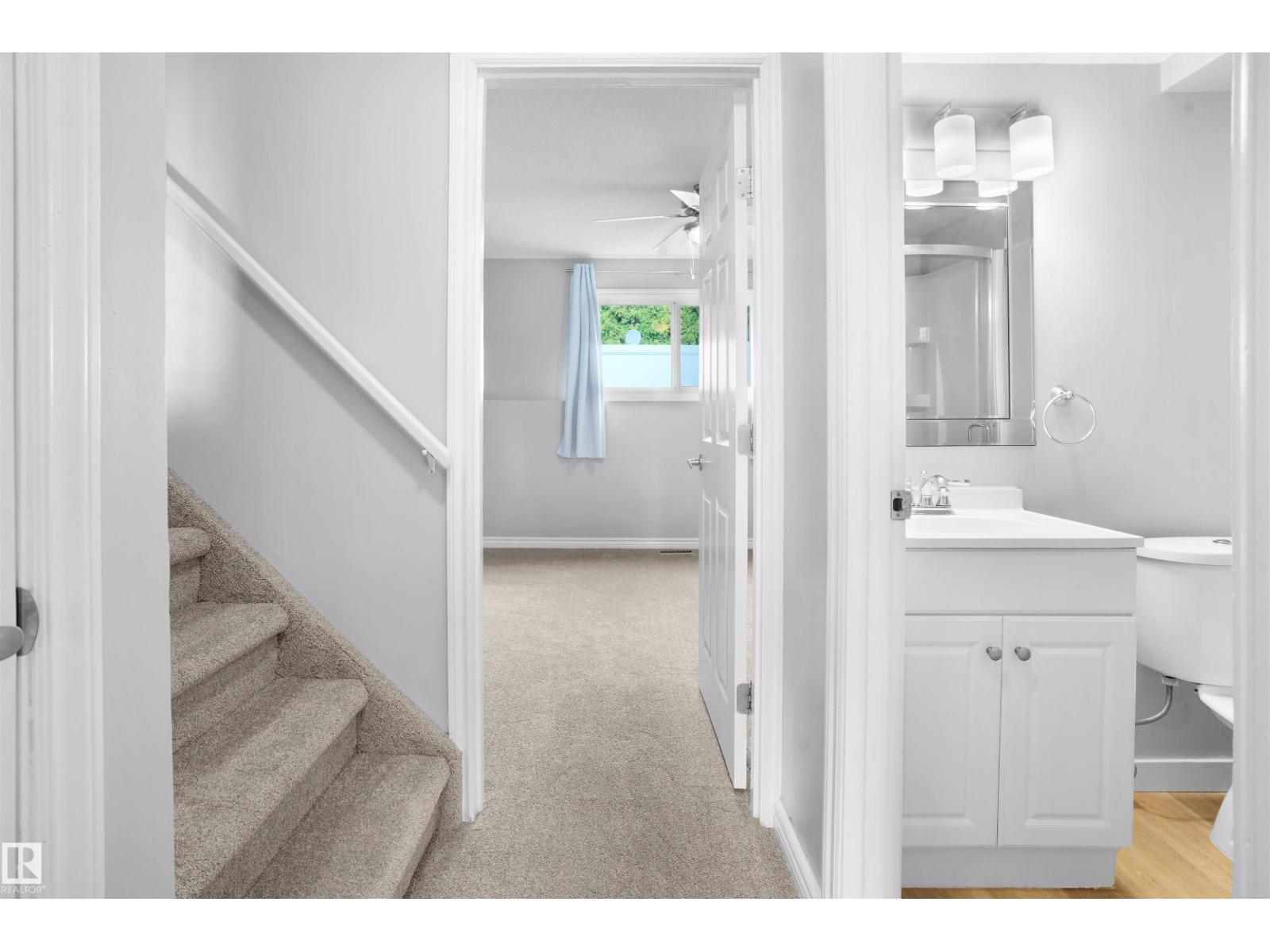Photo 19 of 1147 62 St Nw, Edmonton AB