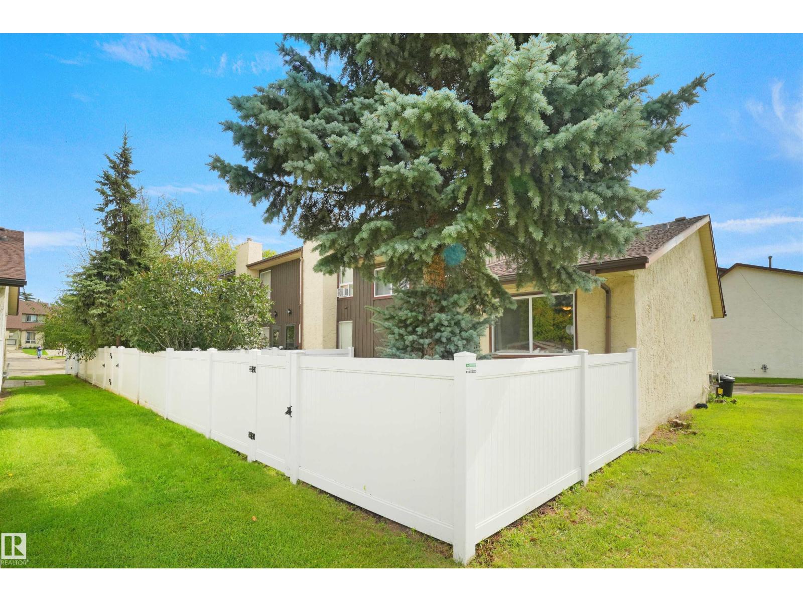 Photo 32 of 1147 62 St Nw, Edmonton AB