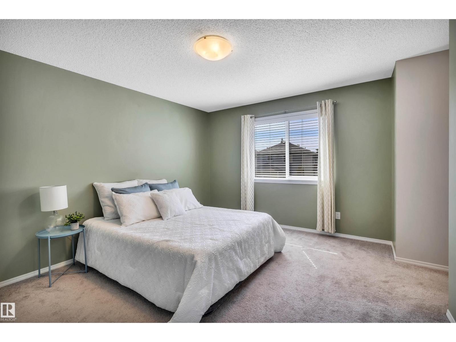 Photo 9 of 3445 Abbott Wy Sw, Edmonton AB