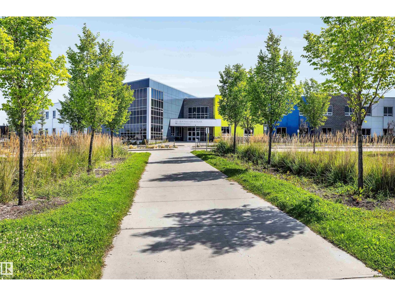 Photo 1 of 3445 Abbott Wy Sw, Edmonton AB