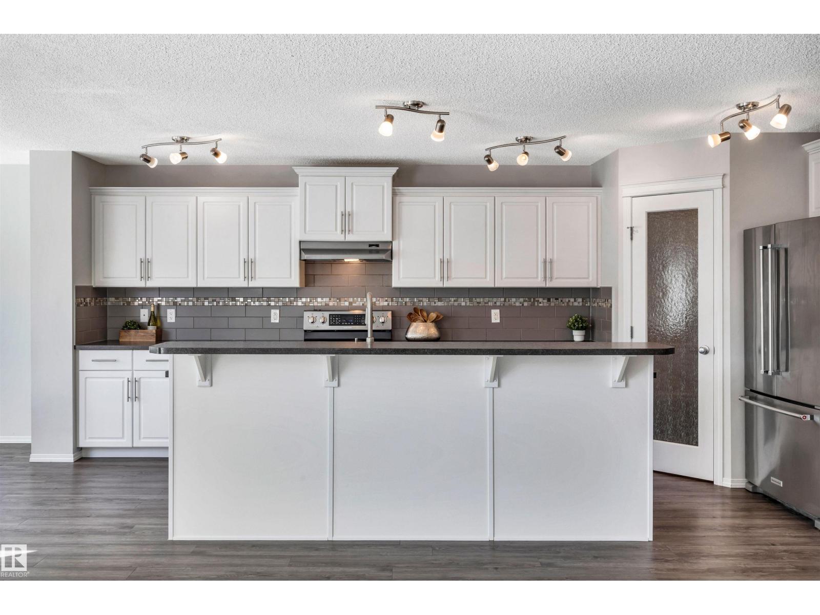 Photo 38 of 3445 Abbott Wy Sw, Edmonton AB