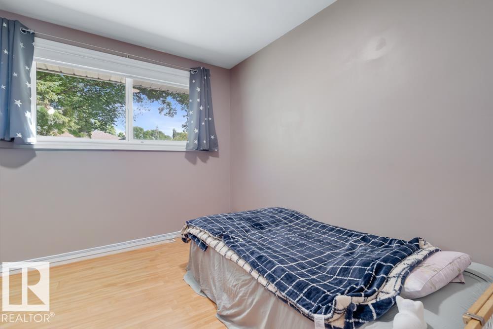 Photo 11 of 12026 38 St Nw, Edmonton AB