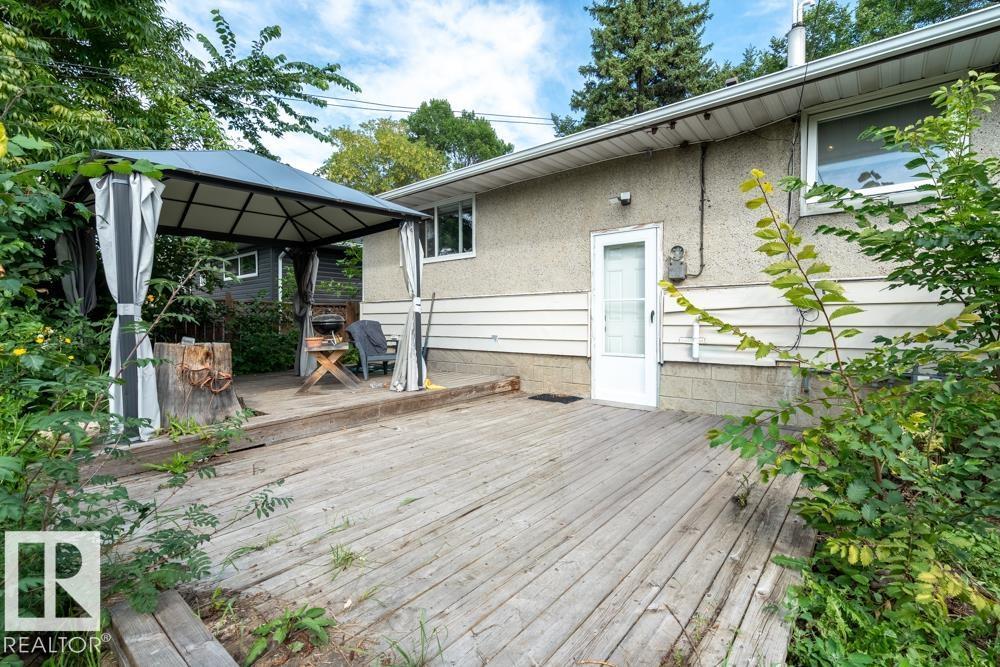 Photo 32 of 12026 38 St Nw, Edmonton AB