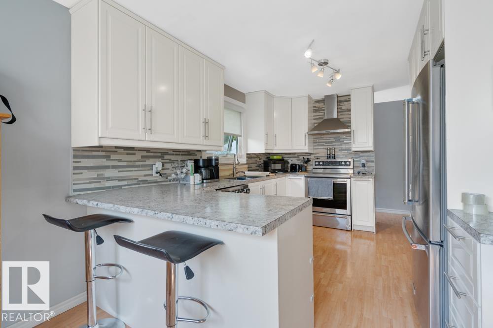 Photo 6 of 12026 38 St Nw, Edmonton AB
