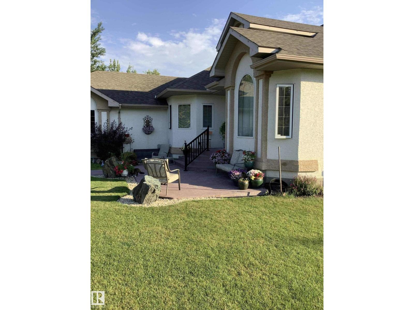 Photo 17 of 21366 Twp Road 530, Rural Strathcona County AB