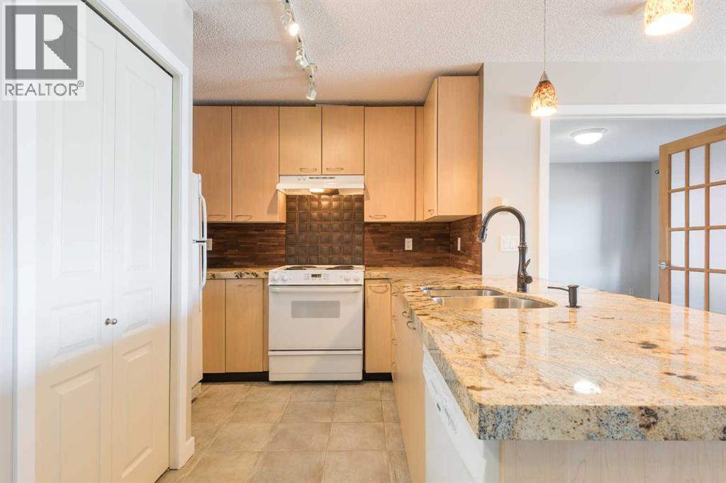 Single Family House for Sale in   Richard Road SW Lincoln Park Calgary 