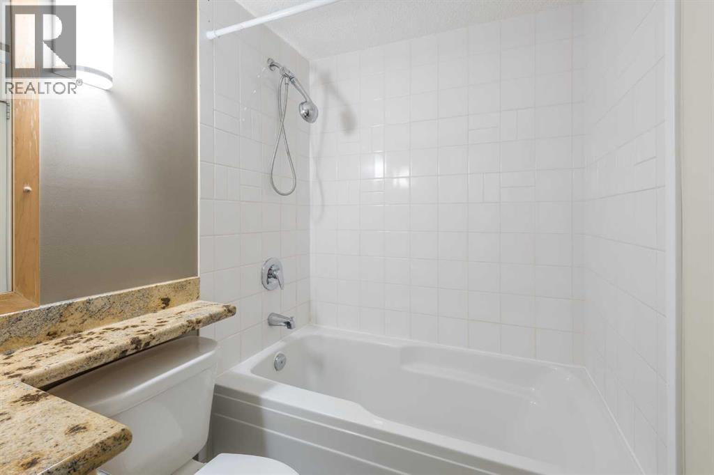 Single Family House for Sale in   Richard Road SW Lincoln Park Calgary 