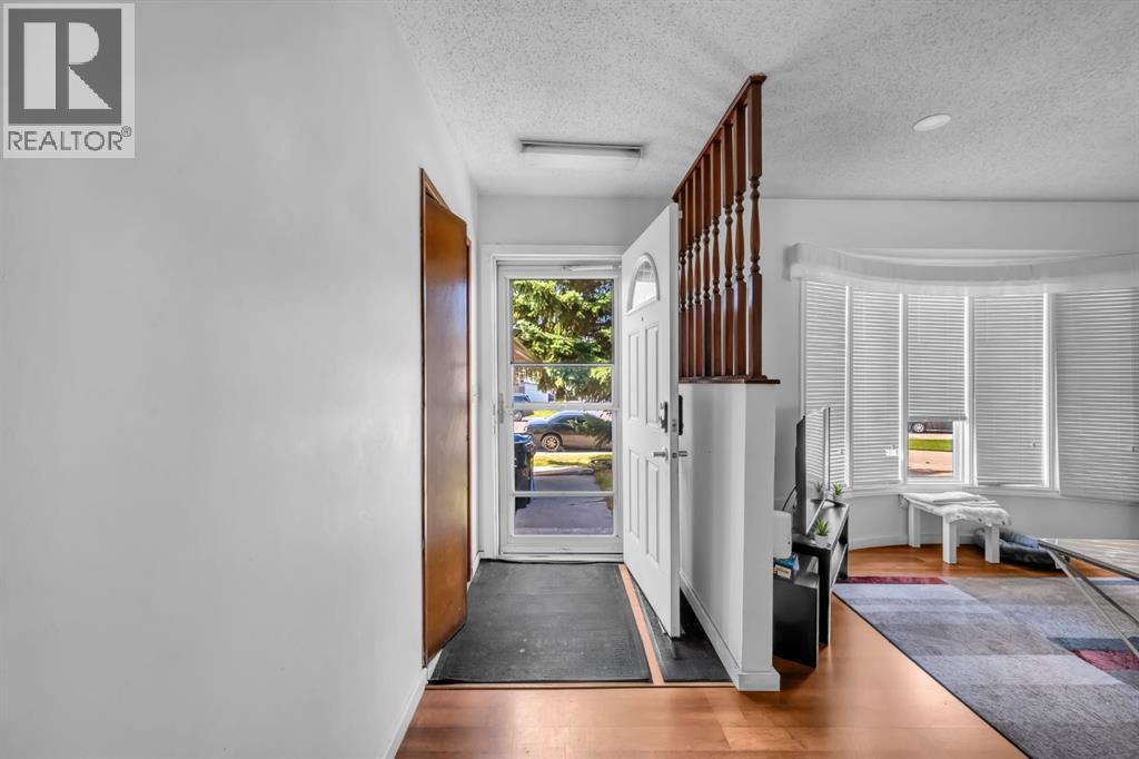 Single Family House 4 Level for Sale in  Whiteram Close NE Whitehorn Calgary 