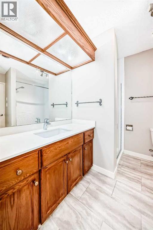 Photo 35 of 5 10030 Oakmoor Way Sw, Calgary AB