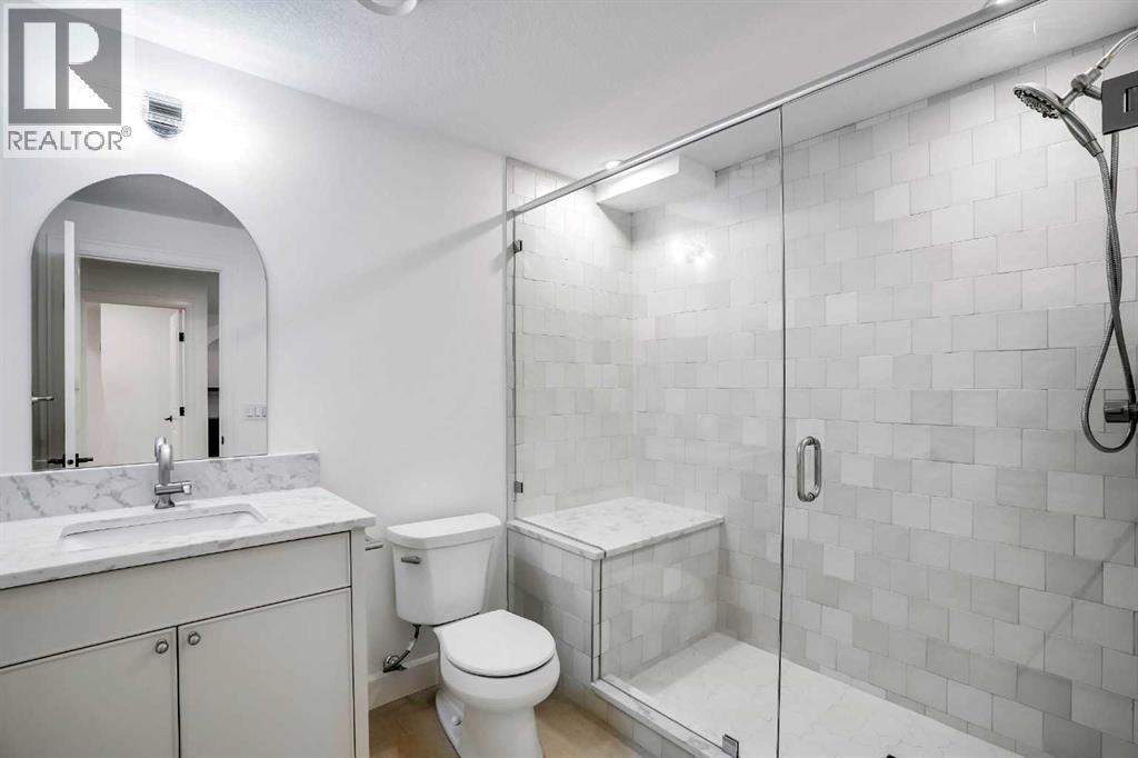 Photo 30 of 636 10 Avenue Ne, Calgary AB