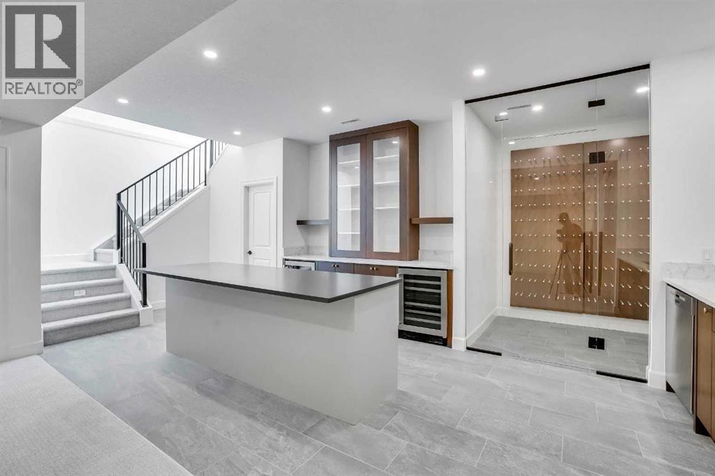 Photo 37 of 636 10 Avenue Ne, Calgary AB