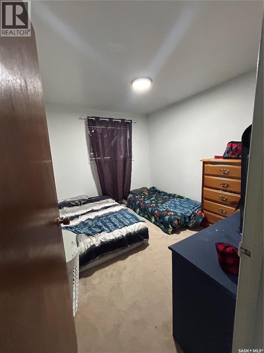 Photo 16 of 222 2nd Avenue W, Kelvington SK