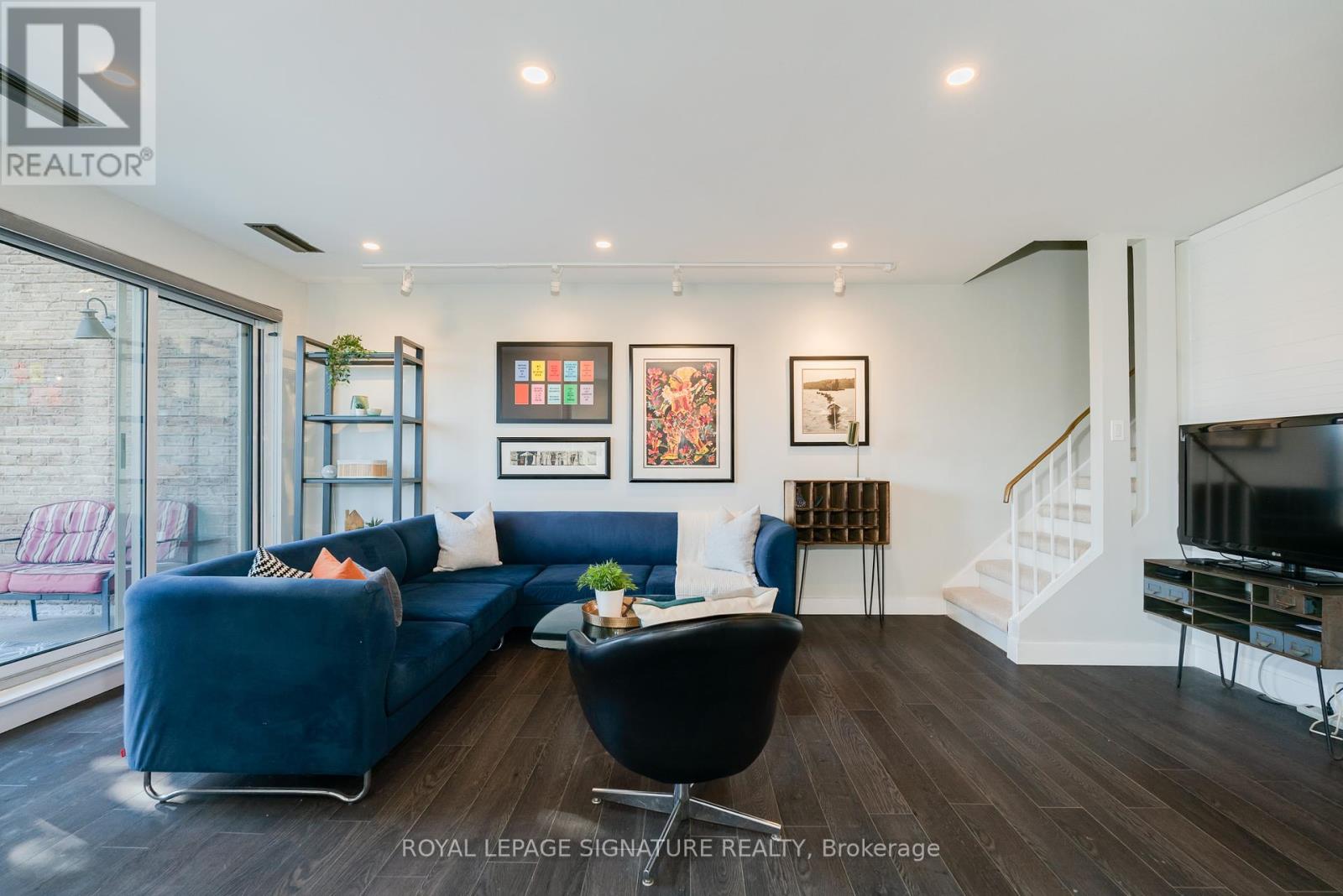 Photo 8 of 235 4005 Don Mills Road, Toronto ON