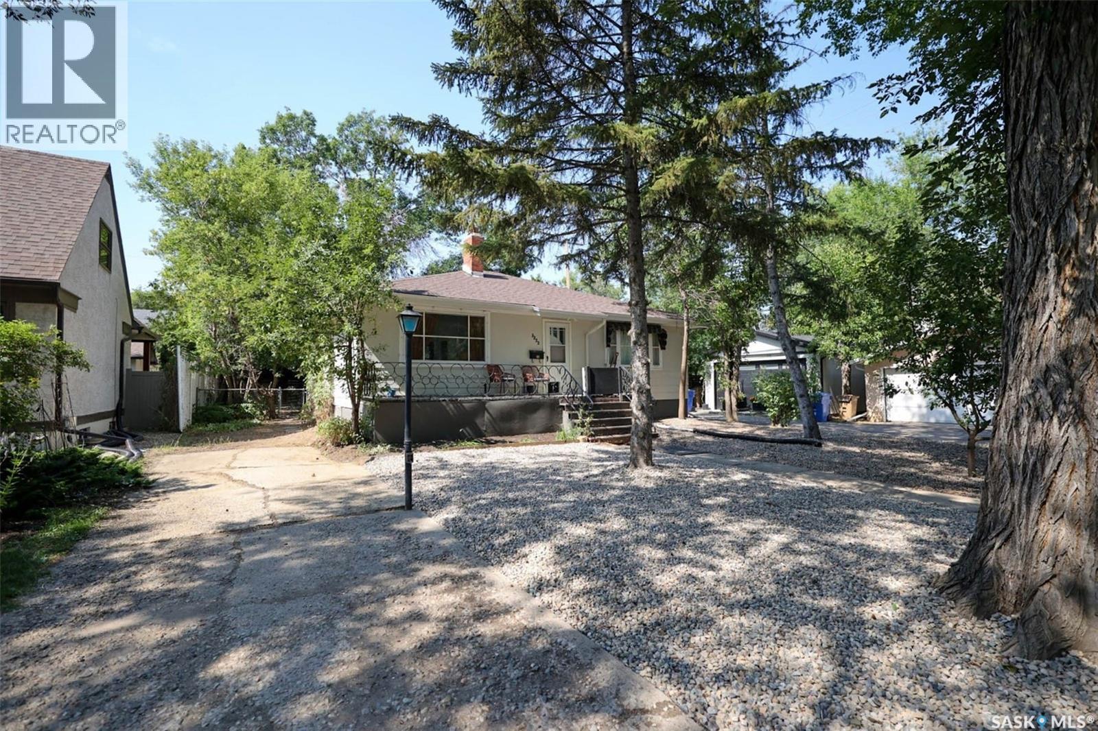 Photo 13 of 3222 Rae Street, Regina SK