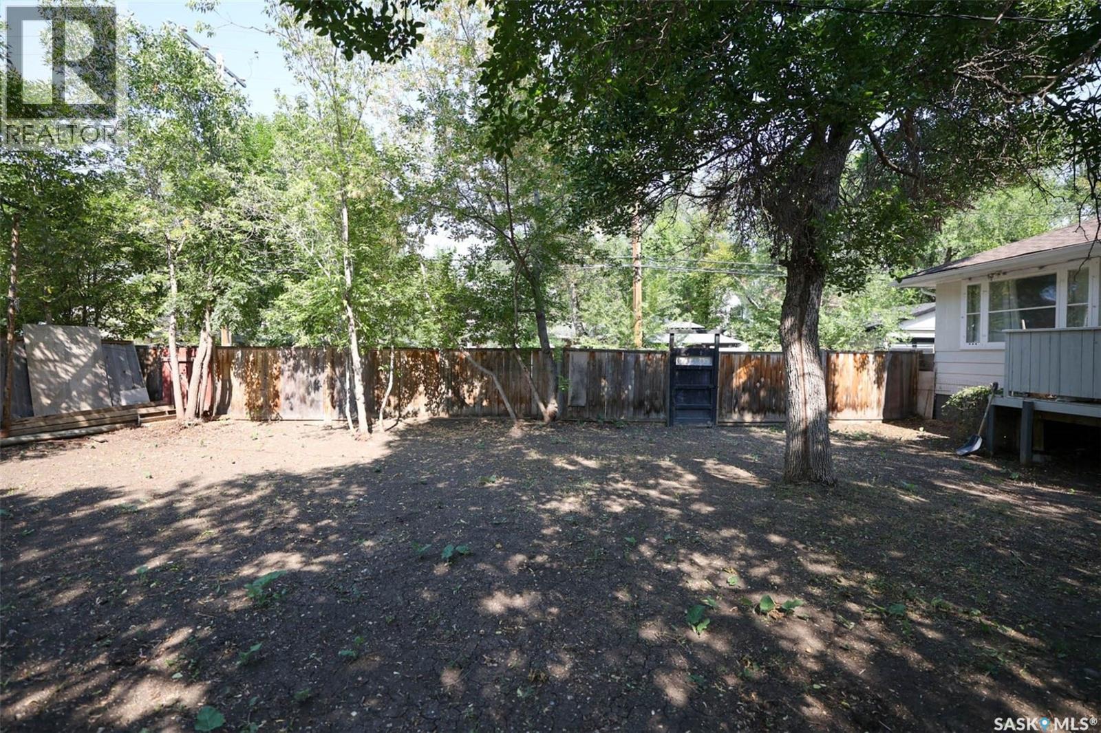 Photo 11 of 3222 Rae Street, Regina SK
